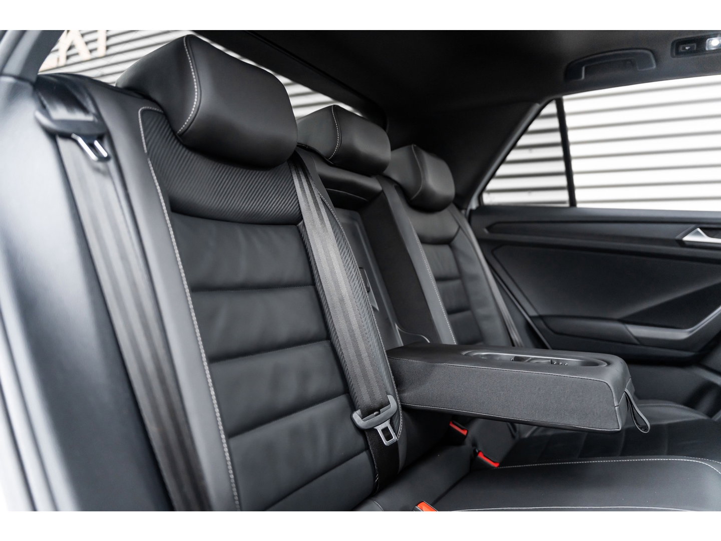 Volkswagen T-Roc 2.0 TSI 4Motion R PANO AKRA KEYLESS LEDER