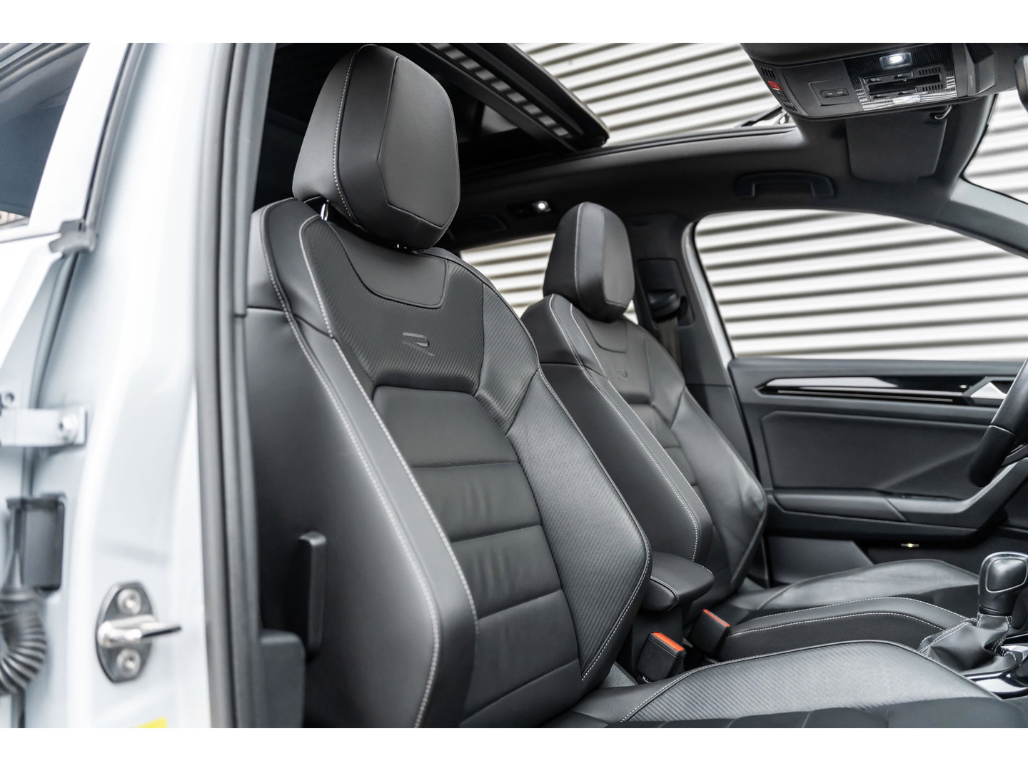 Volkswagen T-Roc 2.0 TSI 4Motion R PANO AKRA KEYLESS LEDER