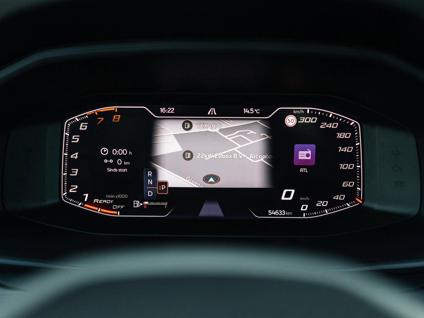 CUPRA Leon ST 2.0 TSI 4DRIVE PANO CAMERA BEATS TREKH. KEYLESS