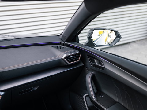 CUPRA Leon ST 2.0 TSI 4DRIVE PANO CAMERA BEATS TREKH. KEYLESS