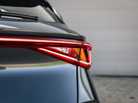 CUPRA Leon ST 2.0 TSI 4DRIVE PANO CAMERA BEATS TREKH. KEYLESS