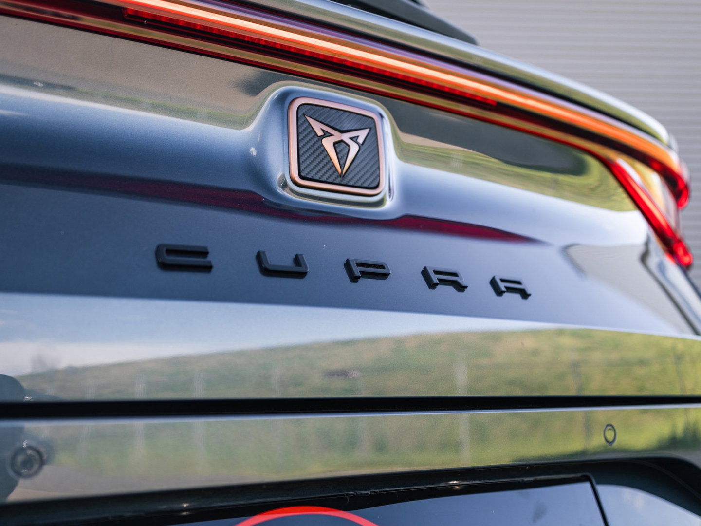 CUPRA Leon ST 2.0 TSI 4DRIVE PANO CAMERA BEATS TREKH. KEYLESS