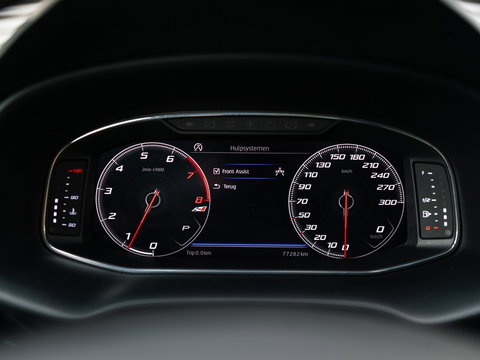 SEAT Leon ST 2.0 TSI CUPRA 300 4DRIVE VIRTUAL BEATS DCC