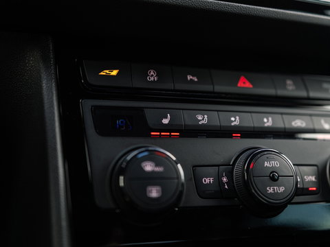 SEAT Leon ST 2.0 TSI CUPRA 300 4DRIVE VIRTUAL BEATS DCC