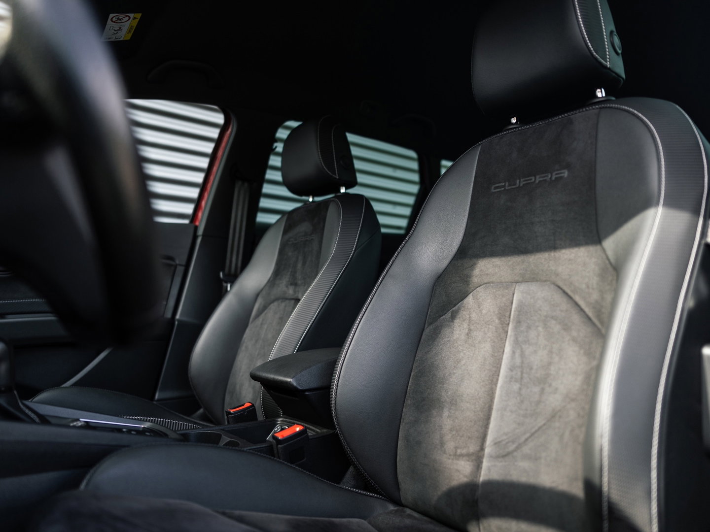 SEAT Leon ST 2.0 TSI CUPRA 300 4DRIVE VIRTUAL BEATS DCC