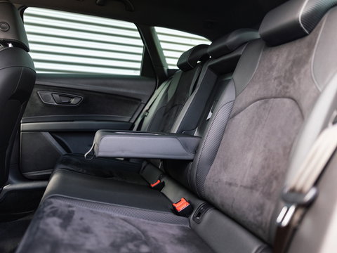 SEAT Leon ST 2.0 TSI CUPRA 300 4DRIVE VIRTUAL BEATS DCC