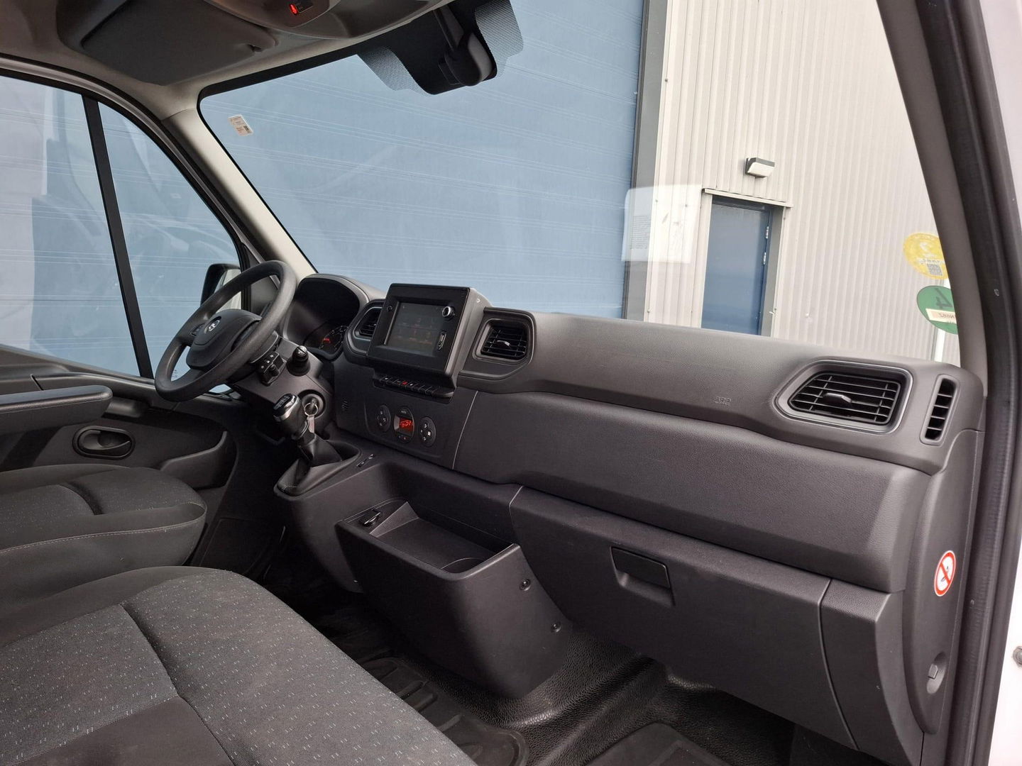 Opel Movano 2.3 Turbo L2H3 CARPLAY / L2H2 / CRUISE CONTROLE / 3 ZITS / NAVI / EURO 6