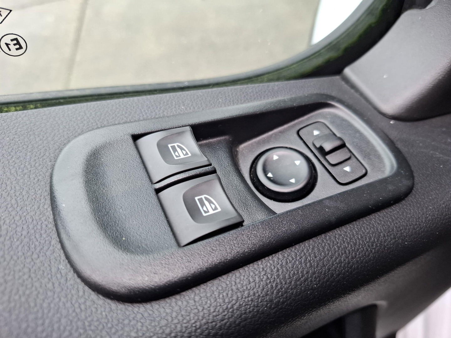 Opel Movano 2.3 Turbo L2H3 CARPLAY / L2H2 / CRUISE CONTROLE / 3 ZITS / NAVI / EURO 6