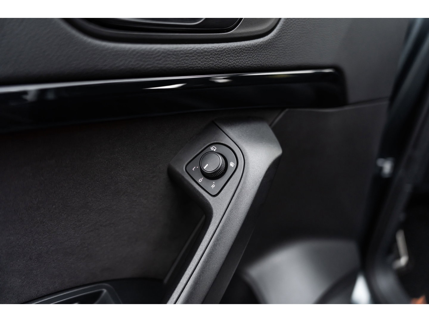 CUPRA Ateca 2.0 TSI 4DRIVE PANO BEATS BREMBO CAMERA KEYLESS