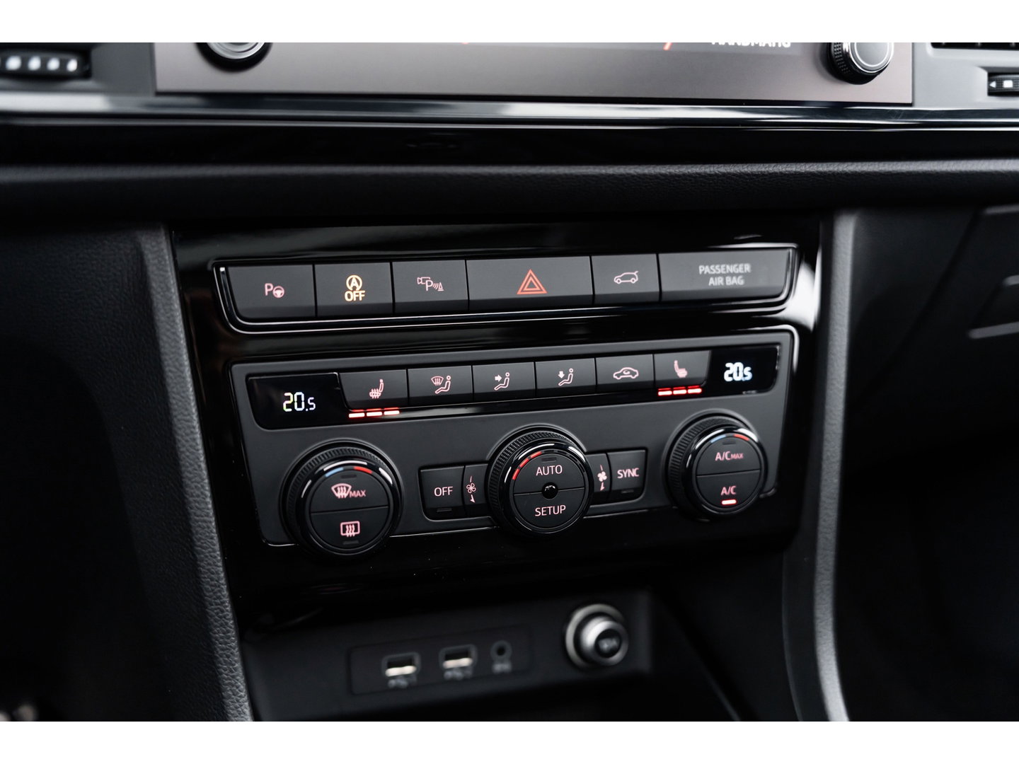 CUPRA Ateca 2.0 TSI 4DRIVE PANO BEATS BREMBO CAMERA KEYLESS