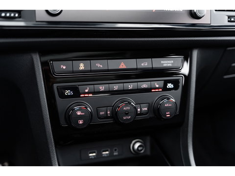 CUPRA Ateca 2.0 TSI 4DRIVE PANO BEATS BREMBO CAMERA KEYLESS