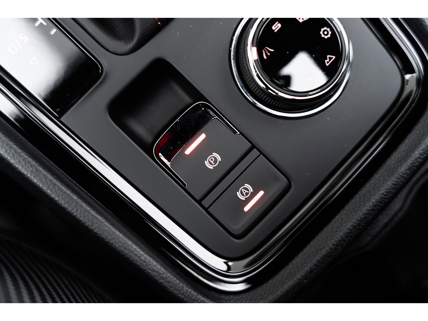 CUPRA Ateca 2.0 TSI 4DRIVE PANO BEATS BREMBO CAMERA KEYLESS