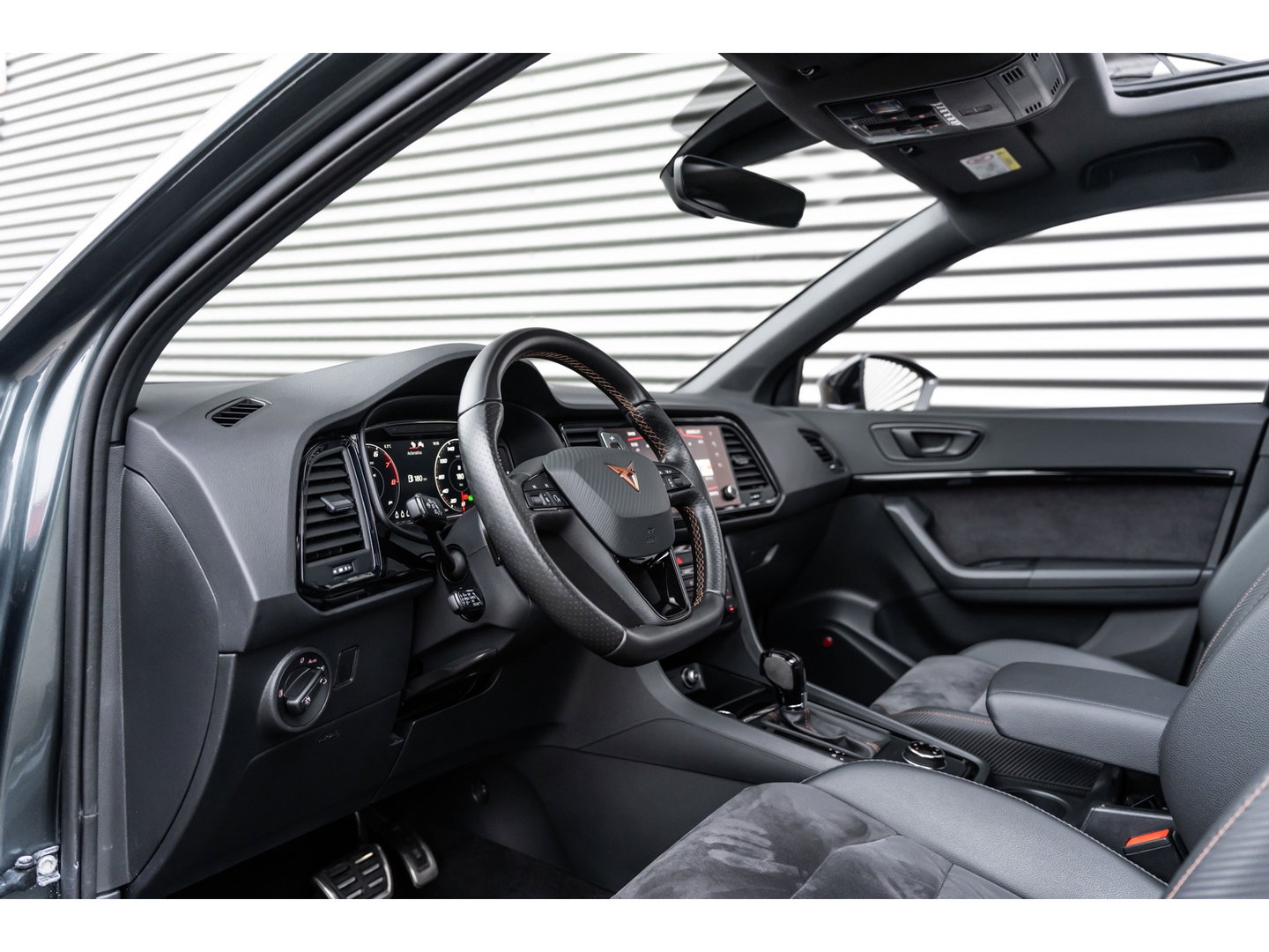 CUPRA Ateca 2.0 TSI 4DRIVE PANO BEATS BREMBO CAMERA KEYLESS