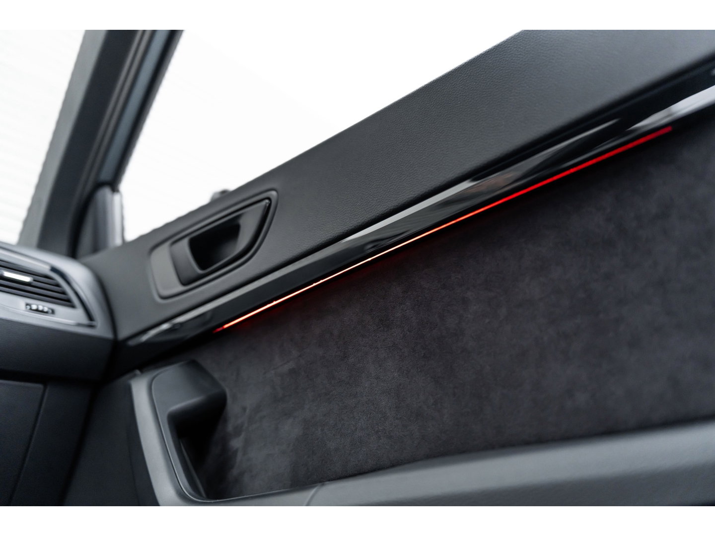 CUPRA Ateca 2.0 TSI 4DRIVE PANO BEATS BREMBO CAMERA KEYLESS