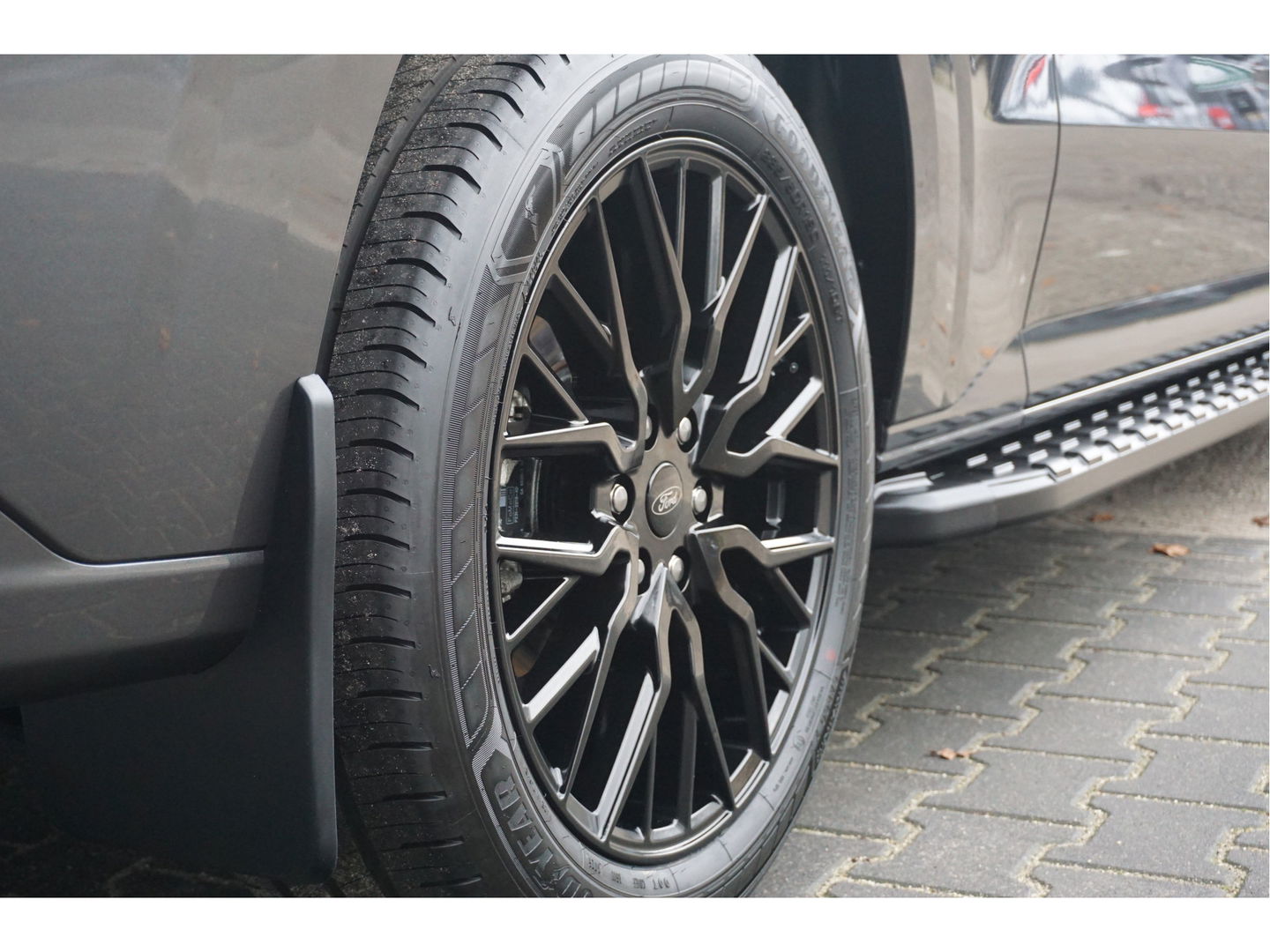 Ford Transit Custom 320L 2.5 PHEV 233PK Dubbel Cabine JWR EDITION PRIJS INCL. BPM !! 13" Navi, Adap. Cruise, Camera, 19" LM, Trekhaak!! NR. HYBDC3