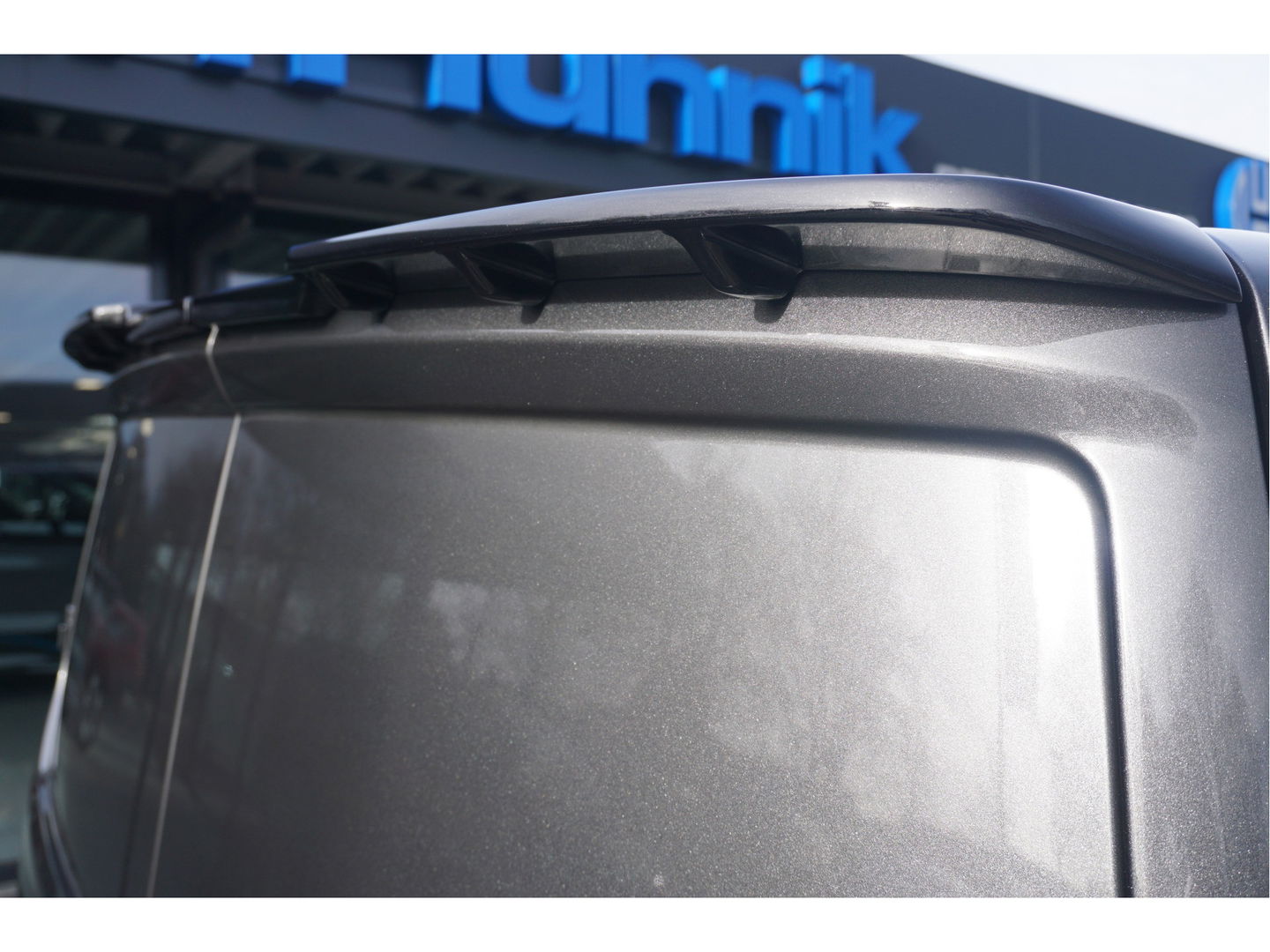 Ford Transit Custom 320L 2.5 PHEV Hybride 233PK JWR EDITION PRIJS INCL. BPM !! 13" Navi, Adap. Cruise, Camera, 19" LM, Trekhaak!! NR. HYB015