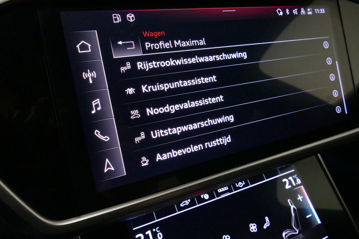 Audi A6 Avant 55 TFSI e quattro S edition Competition / S Line / RS6 Look Diffuser / Maxton Design Bodykit V.2 / Panoramadak / Matrix LED / Apple Carplay - Android Auto / Stoelverwarming / Ambienteverlichting / Stuurwiel verwarming / 21'' LMV / Trekhaak (wegklapb