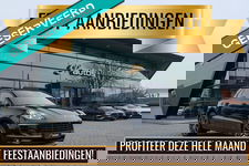 Porsche Macan - 2.0 T 252pk Panoramadak Luchtvering 18-weg Adaptieve Sportstoelen Trekhaak elektrisch 21" LMV