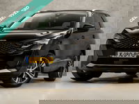 Peugeot 5008 - 1.2 PureTech Allure 7 Persoons Automaat (APPLE CARPLAY, GROOT NAVI, LEDER, 360 CAMERA, SPORTSTOELEN, STOELVERWARMING, KEYLESS, GETINT GLAS, TREKHAAK, ADAPTIVE CRUISE, NIEUWSTAAT)