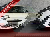 Fiat 600 - 1.2 HYBRID LA PRIMA LEER MASSAGE ELEK.STOEL CAMERA CARPLAY ADAP.CRUISE STOELVERW. ELEK.KLEP 18''LMV ✅ Top Auto Fiat Wijchen , 30 Jaar ervaring in Fiat , Wij leveren de : Icon / La Prima / Pop / Sport . Urban / Benzine / Hybrid . Met Fabrieksgarantie ✅