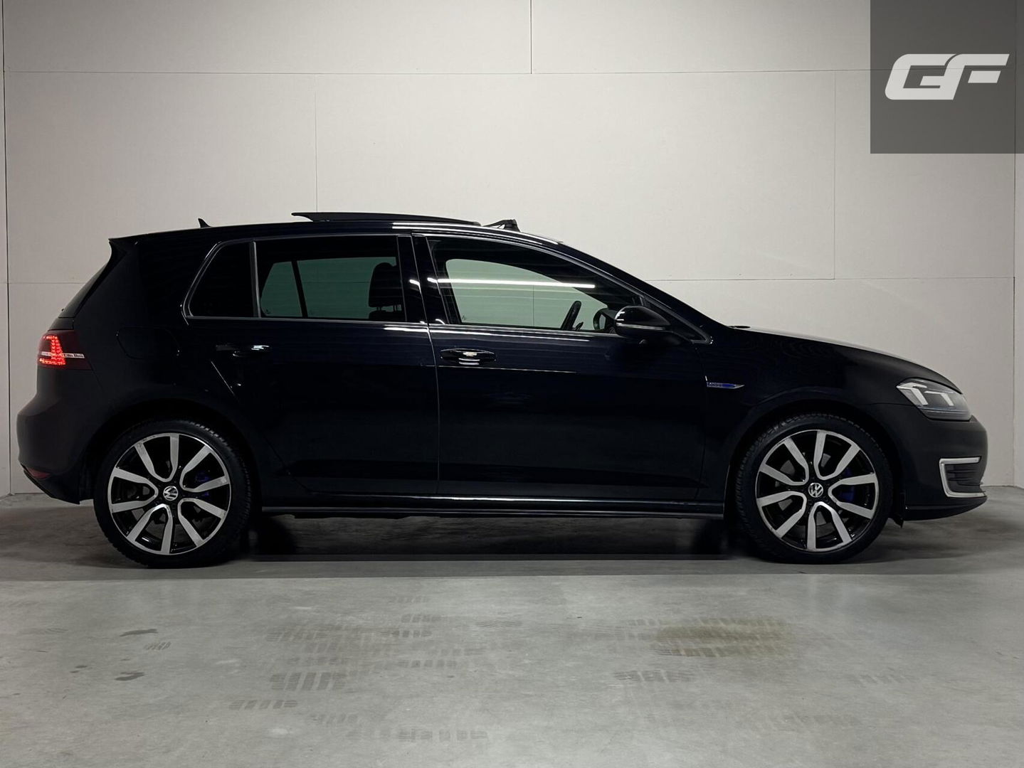 Volkswagen Golf 1.4 TSI GTE Pano DSG Navi Cruise PDC NAP