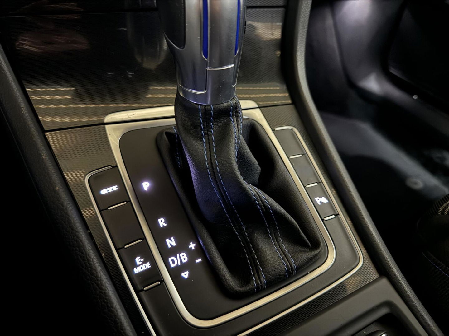 Volkswagen Golf 1.4 TSI GTE Pano DSG Navi Cruise PDC NAP