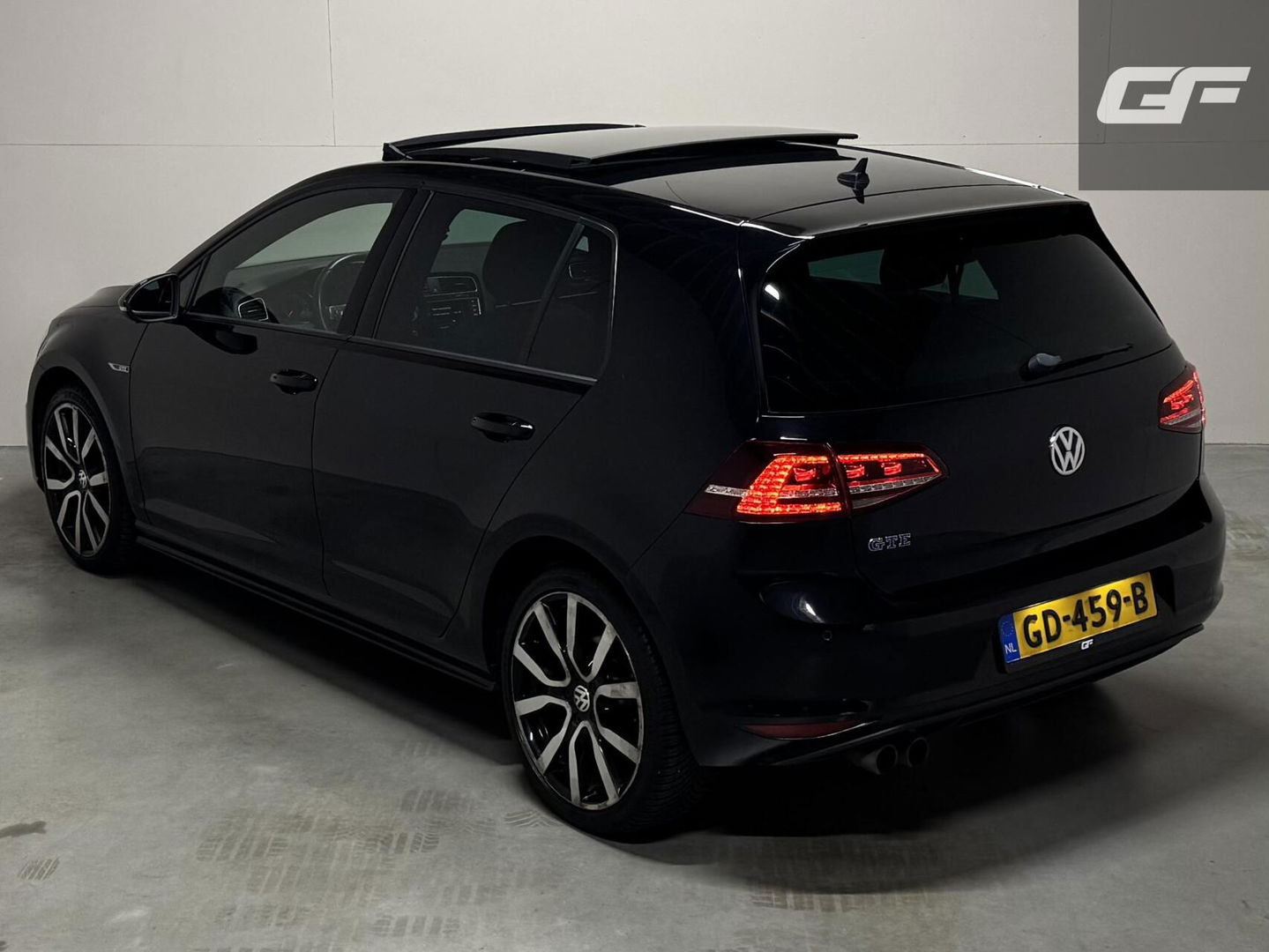 Volkswagen Golf 1.4 TSI GTE Pano DSG Navi Cruise PDC NAP