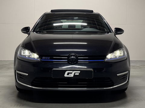 Volkswagen Golf 1.4 TSI GTE Pano DSG Navi Cruise PDC NAP