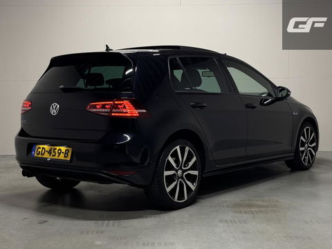 Volkswagen Golf 1.4 TSI GTE Pano DSG Navi Cruise PDC NAP