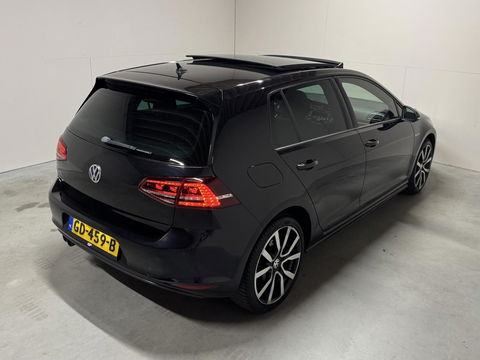 Volkswagen Golf 1.4 TSI GTE Pano DSG Navi Cruise PDC NAP