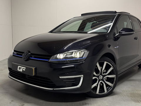 Volkswagen Golf 1.4 TSI GTE Pano DSG Navi Cruise PDC NAP