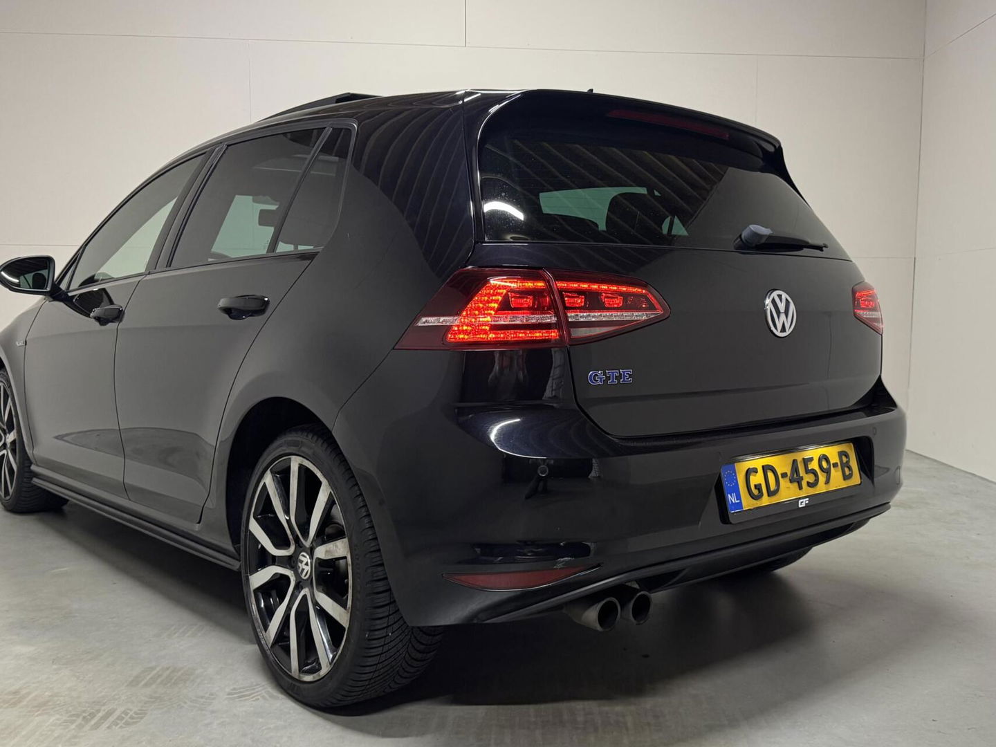 Volkswagen Golf 1.4 TSI GTE Pano DSG Navi Cruise PDC NAP