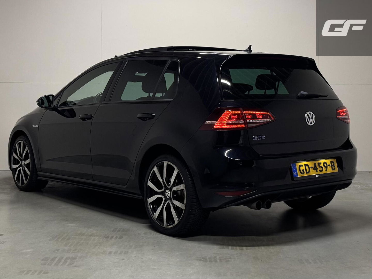Volkswagen Golf 1.4 TSI GTE Pano DSG Navi Cruise PDC NAP
