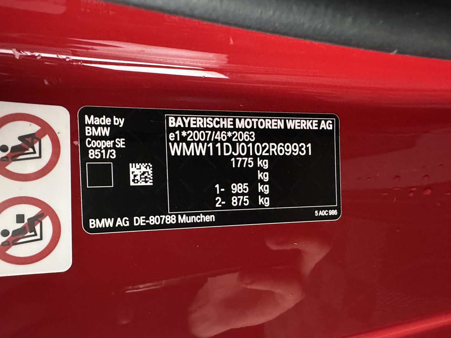 MINI Mini Electric Business Edition 33 kWh [ 3-Fase ] (INCL-BTW) Aut. *LEATHER | FULL-LED | KEYLESS | SPORT-SEATS | NAVI-FULLMAP | ECC | AMBIENT-LIGHT | DAB | DIGI-COCKPIT | PDC | 17"ALU*