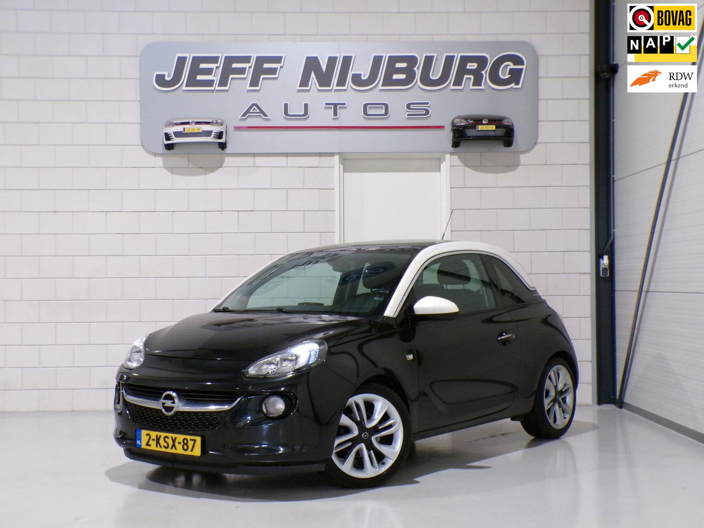 Opel ADAM 1.4 Glam "Origineel NL!" Panoramadak Bluetooth Cruise-control Leer Climatronic 17"Velgen Parkeersensoren