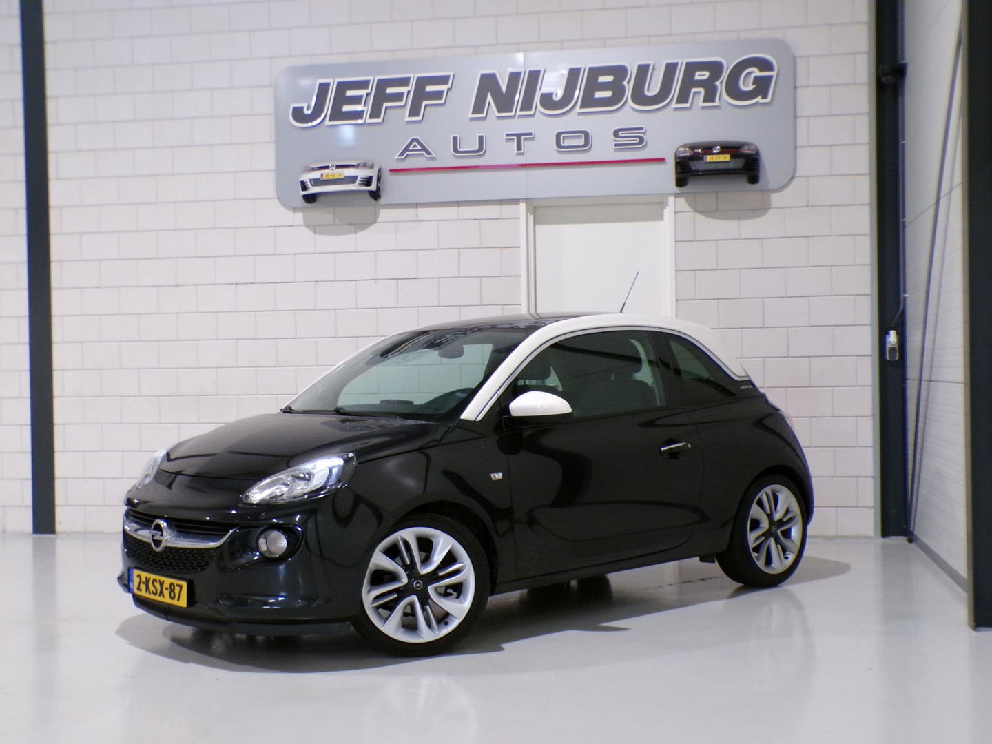 Opel ADAM 1.4 Glam "Origineel NL!" Panoramadak Bluetooth Cruise-control Leer Climatronic 17"Velgen Parkeersensoren