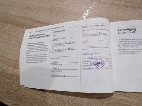 Opel ADAM 1.4 Glam "Origineel NL!" Panoramadak Bluetooth Cruise-control Leer Climatronic 17"Velgen Parkeersensoren