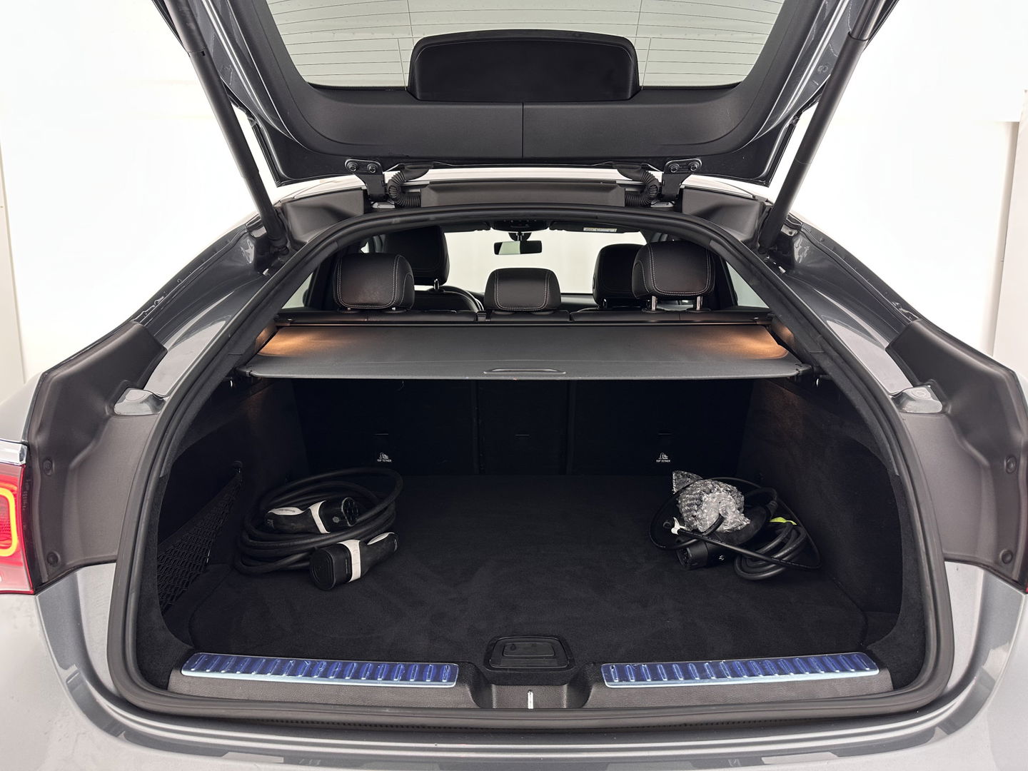 Mercedes-Benz GLC Coupé 300de 4MATIC Business Solution AMG (Plug-in) (INCL.BTW) *LEATHER-FABRIC | FULL-LED | CAMERA | HEATED-SPORTSEATS | NAVI-FULLMAP | PRIVACYGLASS | SHIFTPADDLES | DAB+ | ECC | PDC | CRUISE | 19''ALU*