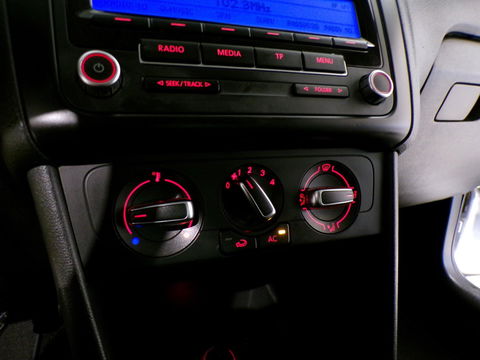 Volkswagen Polo 1.2 TDI BlueMotion Comfortline "Origineel NL!" Trekhaak Apple-Carplay Airco Cruise-control 4-Season 2e-eigenaar