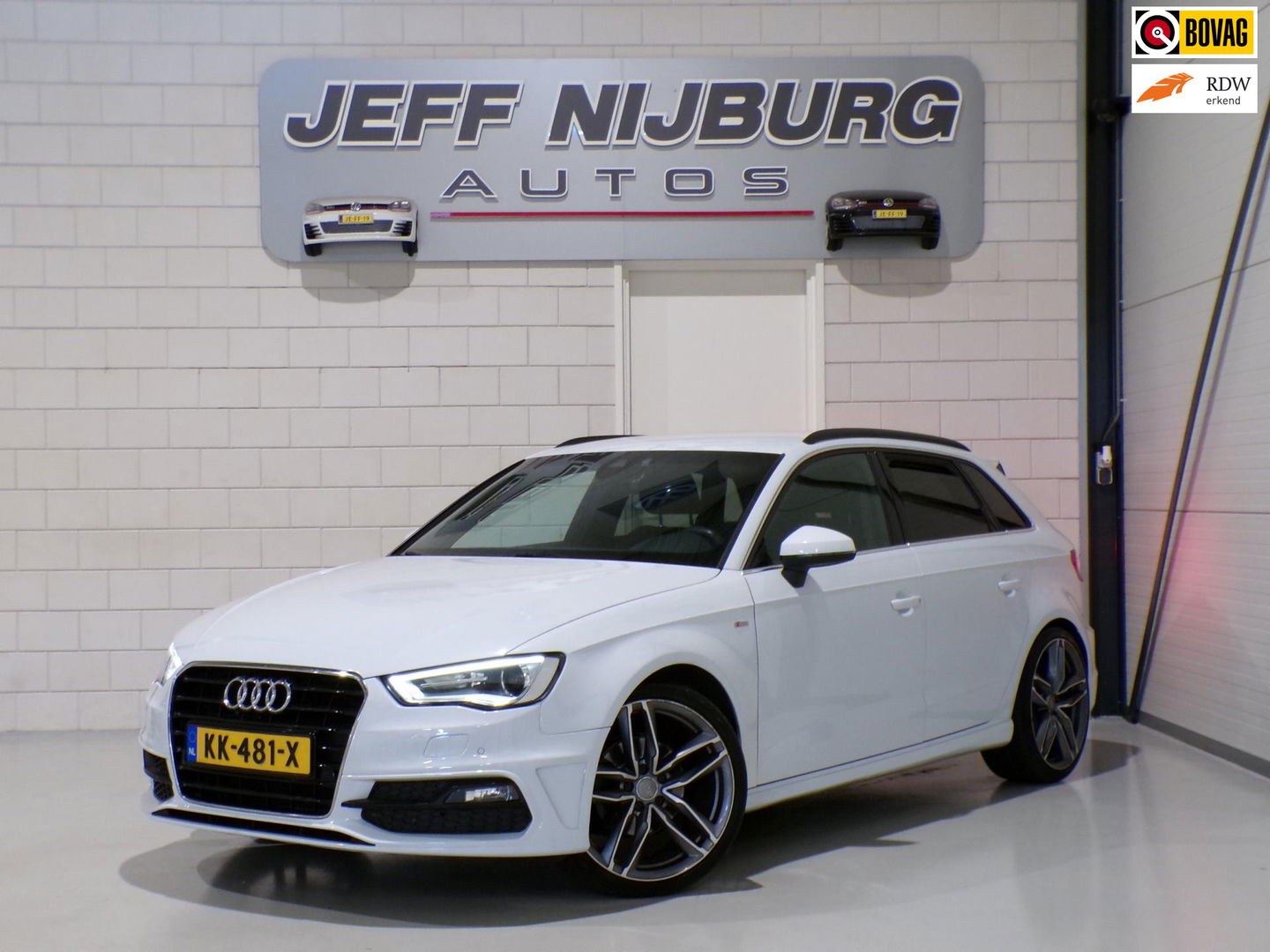 Audi A3 Sportback 1.4 TFSI S-Line Sport Edition "3x S-Line" Xenon-LED Stoelverwarming Parkeersensoren Lane-assist 19" Blind-spot