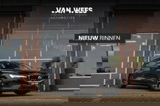 Volvo V60 - 2.0 B3 Essential | 2e eigenaar | BTW auto | Origineel NL | Carplay | LED | Camera | 17 inch | Cruise-control | PDC | DAB | 163 pk | Lane assist | Rij-modus