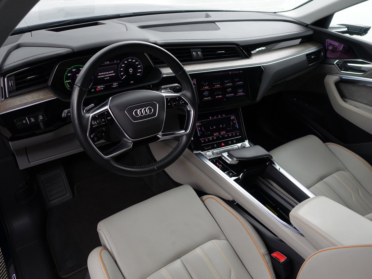 Audi e-tron