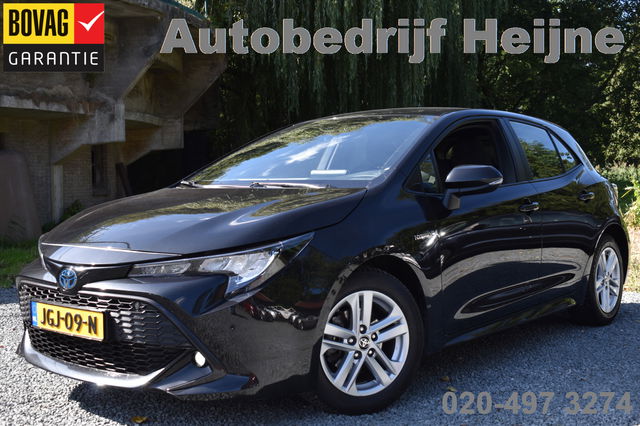 Toyota Corolla - 1.8 HYBRID AUT. DYNAMIC NAVI/CAMERA/CARPLAY