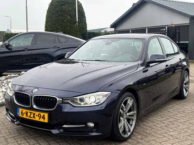 BMW 3 Serie - 320I High Executive 2013 Sport Edition Xenon Sportstoelen
