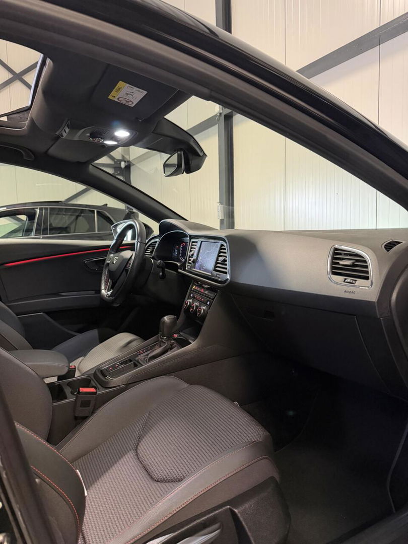 SEAT Leon ST 1.5 TSI 150PK FR Pano Virtual Sfeer Carplay NAP