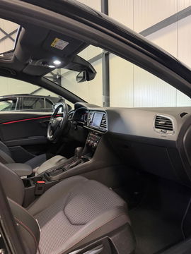 SEAT Leon ST 1.5 TSI 150PK FR Pano Virtual Sfeer Carplay NAP