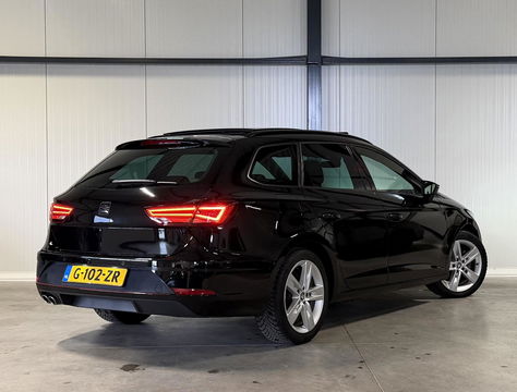 SEAT Leon ST 1.5 TSI 150PK FR Pano Virtual Sfeer Carplay NAP