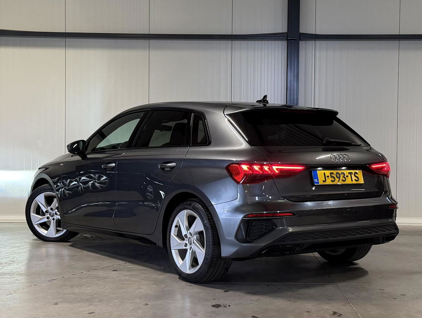 Audi A3 Sportback 35 TFSI 2X S-Line Black Optic Virtual NAP