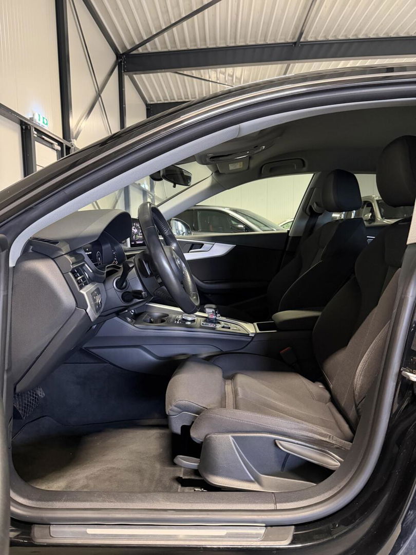 Audi A5 Sportback 2.0 TFSI Black Edition Carplay Trekhaak