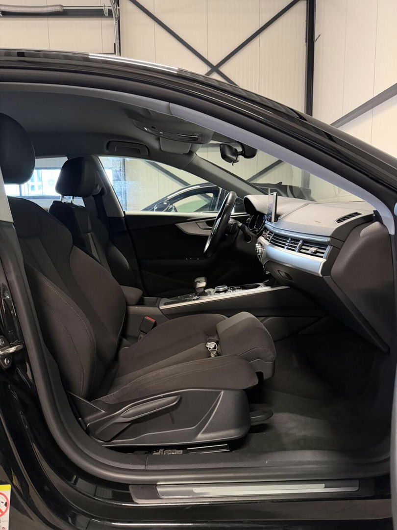 Audi A5 Sportback 2.0 TFSI Black Edition Carplay Trekhaak